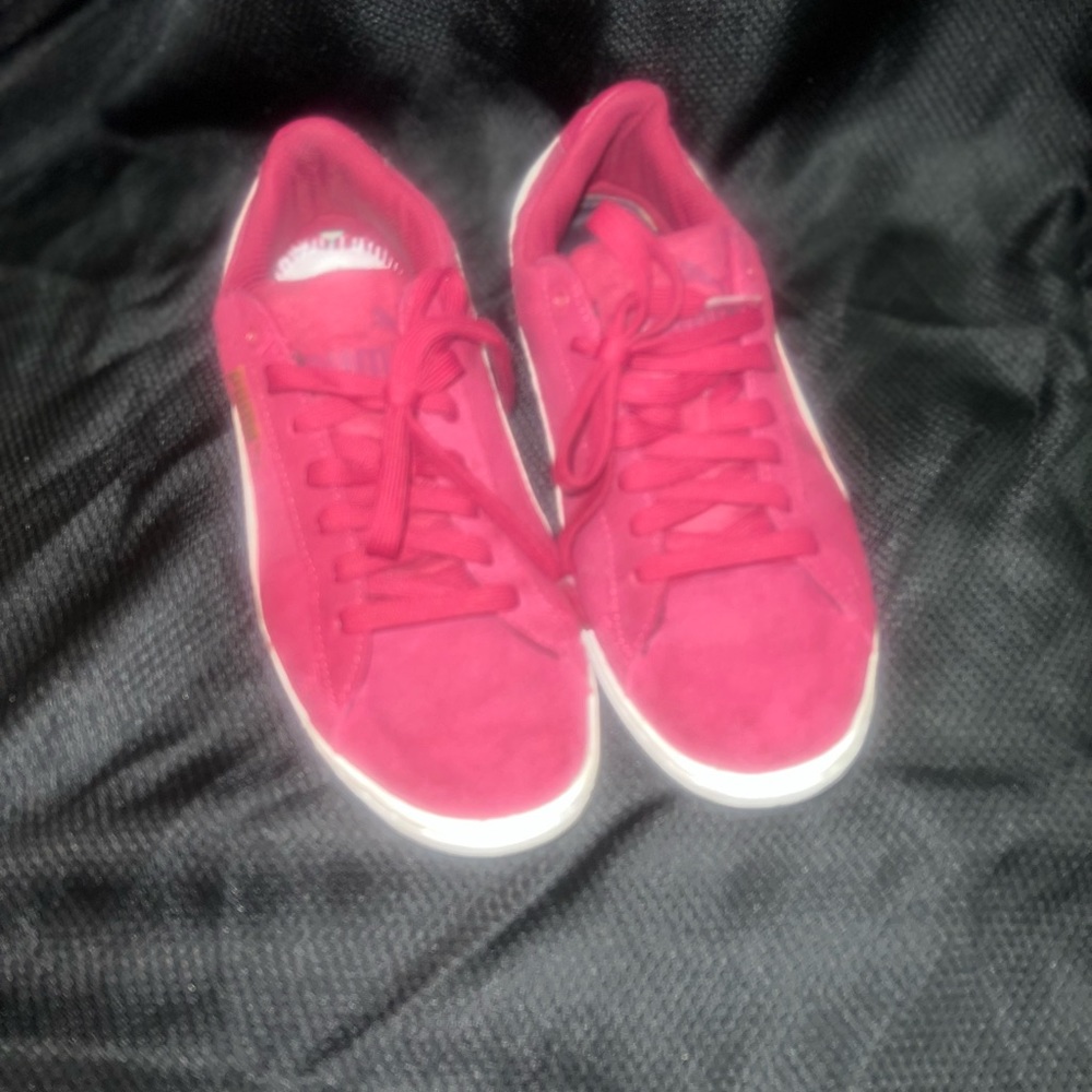 Puma - Picture 3 of 4